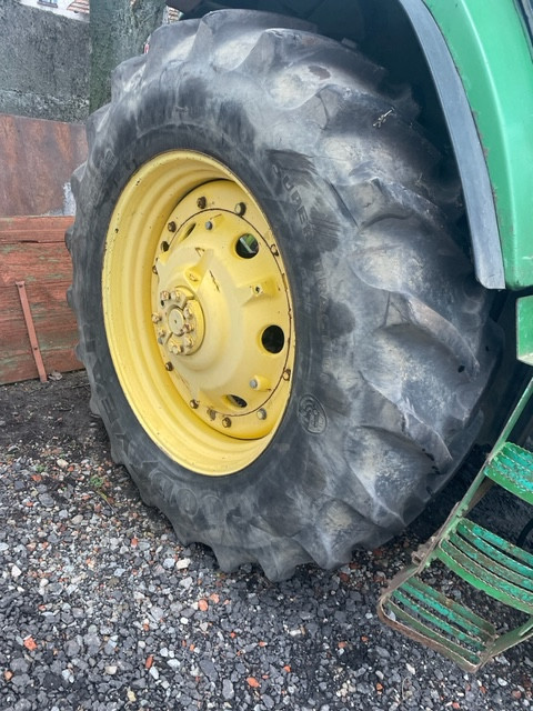 John Deere 7700 , 7800 , 7710 , 7810 koła opony felgi Goodyear 20.8 r42 ,