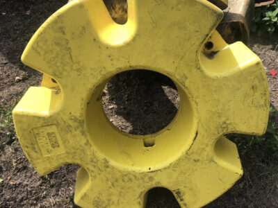 John Deere - Balasty Kół 625 kg