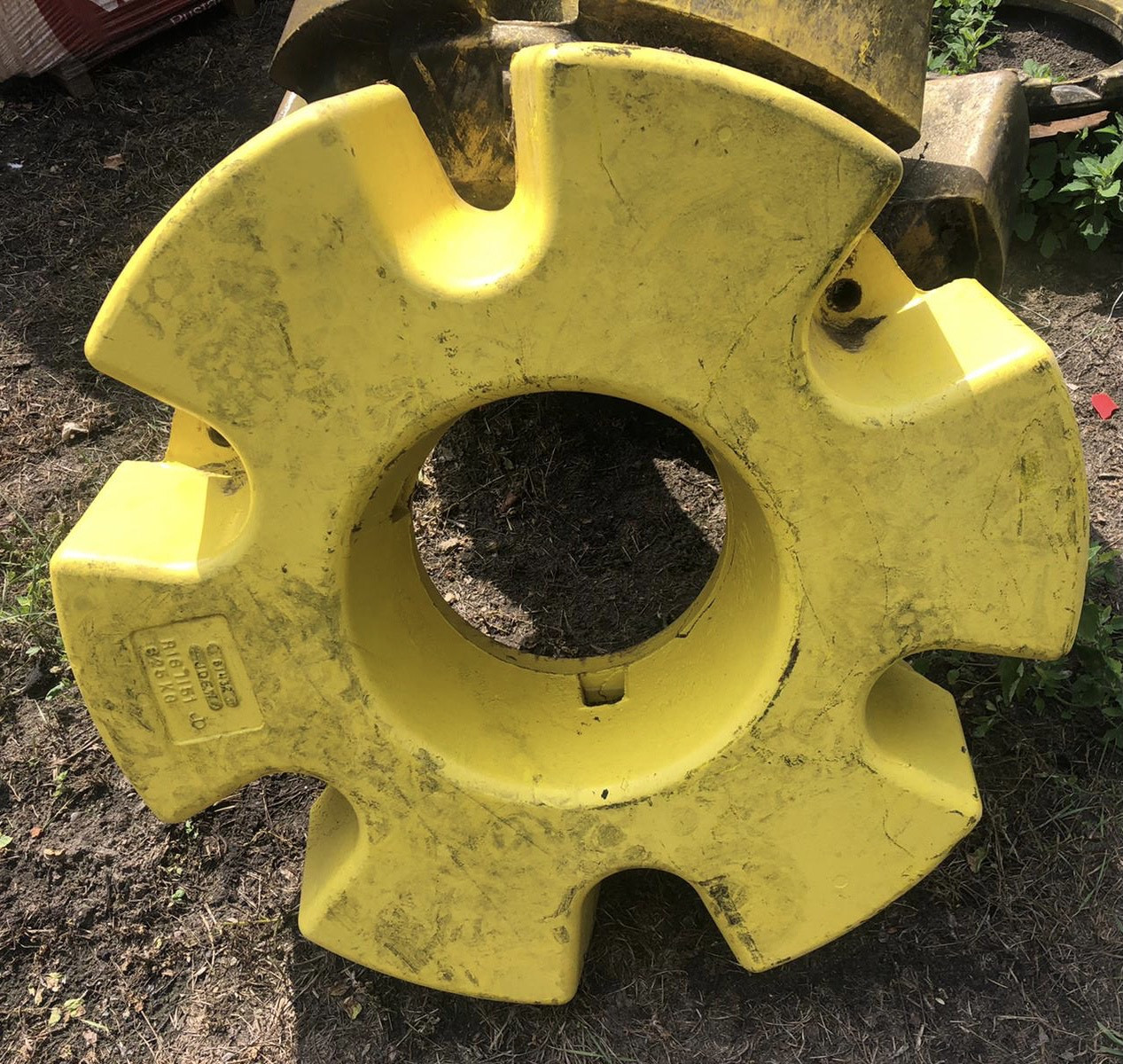 John Deere - Balasty Kół 625 kg