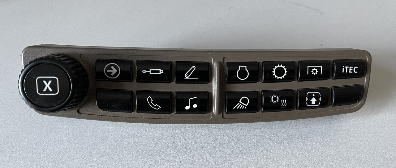 JOHN DEERE-panel kontrolny RE569887/John Deere 2904 3204 seria R