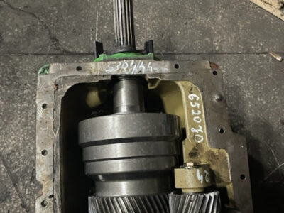 John Deere przystawka przedniego napędu 53/44/24 obudowa części