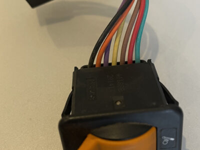 JOHN DEERE RE 313498-włącznik hamulca