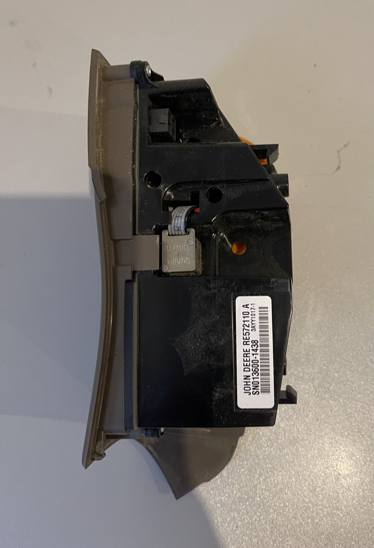 JOHN DEERE RE572110 - panel sterowania/ John Deere 7210R 7230R 8370R 8245R