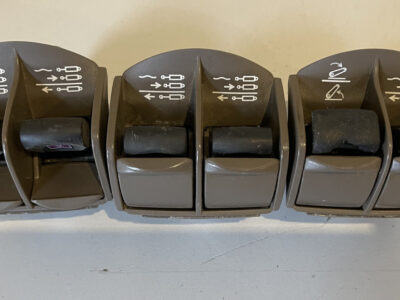 JOHN DEERE guziki sterowanie RE586555 RE586551 RE586552