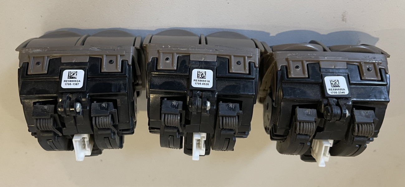 JOHN DEERE guziki sterowanie RE586555 RE586551 RE586552