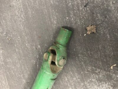 John Deere wał przedniego napędu