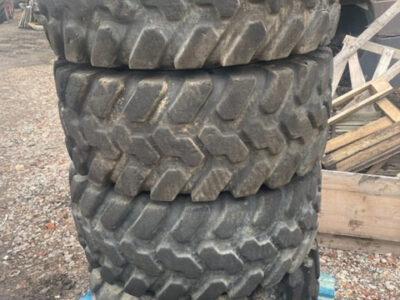 Koła opony firestone 405/70 r18 Cat 906