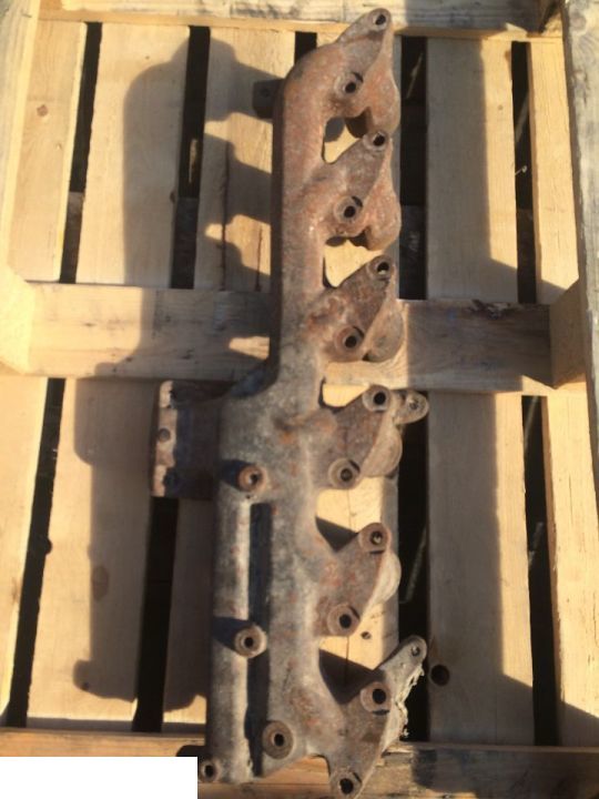 Kolektor Wydechowy John Deere R519485