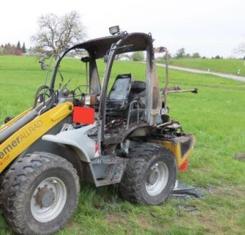 KRAMER 580 - Zwolnica - Zwrotnica - Półoś - Skrzynia - Silnik - Siłowniki