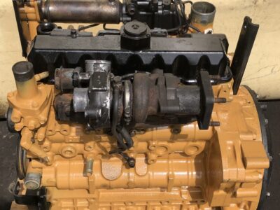 Kubota -silnik/Caterpillar V3007