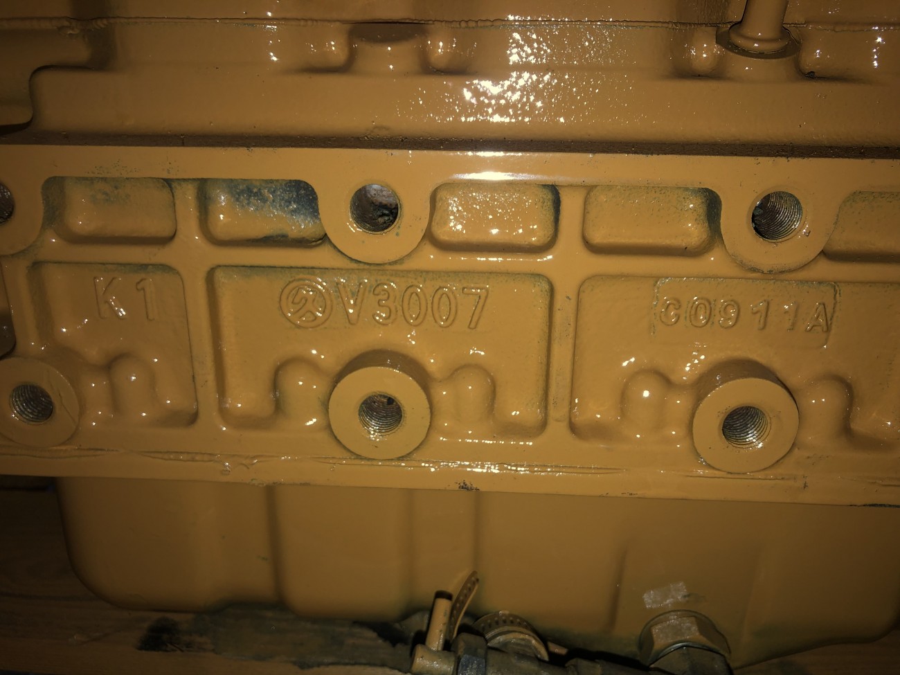 Kubota -silnik/Caterpillar V3007