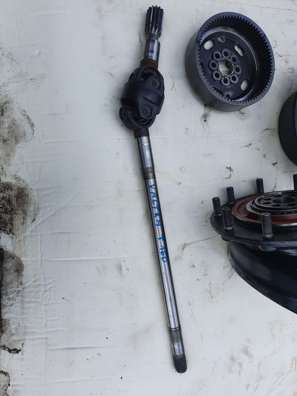 Valtra T170 - Zwolnica - Zwrotnica - Półoś - Skrzynia - Silnik - Siłowniki - Tylny WOM