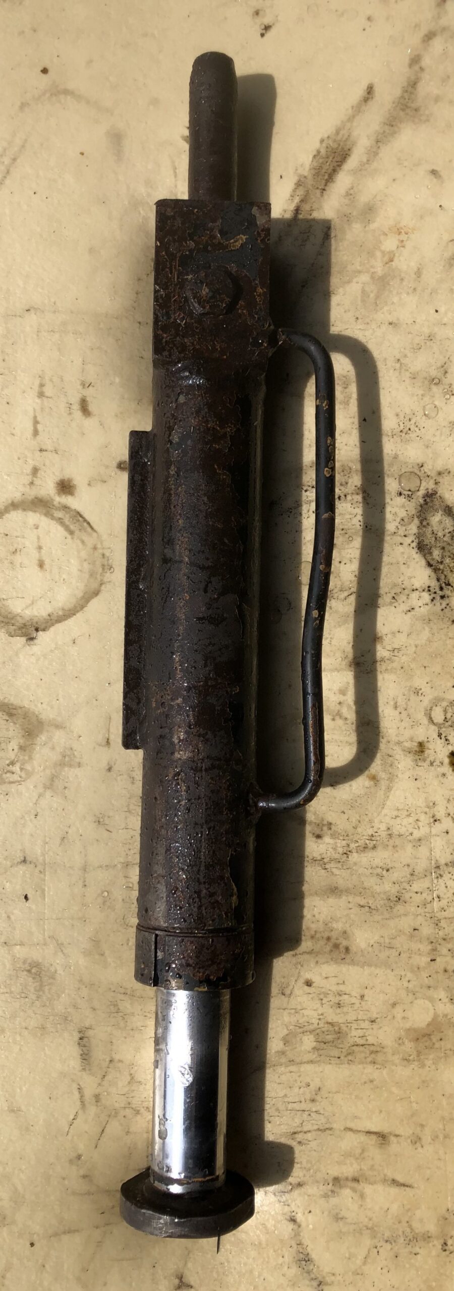 Manitou-silownik blokady narzędzi