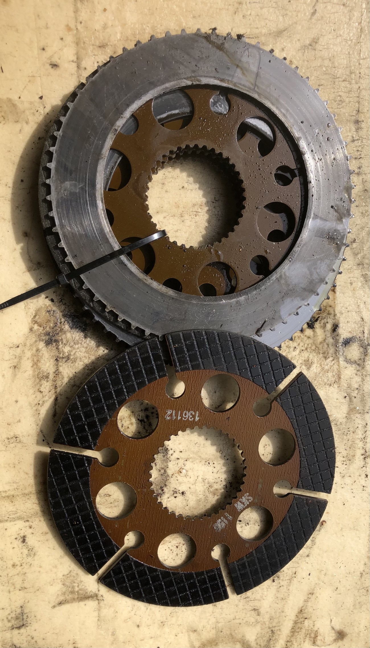 Manitou/Sanderson/Claas-tarcza hamulca