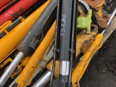 Matbro ts 280 ts 290 siłownik wychyłu łyźki