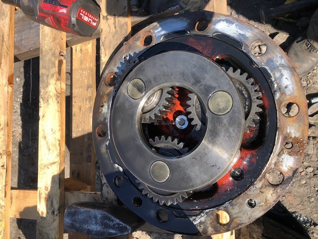 Matbro ts 350 - Zwolnice | Zwrotnice | Półoś Carrraro 716/24