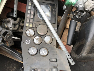 Mercedes Setra Evobus- części róźne/autobus kierownica/przekażniki i inne