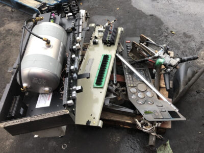 Mercedes Setra Evobus- części róźne/autobus kierownica/przekażniki i inne