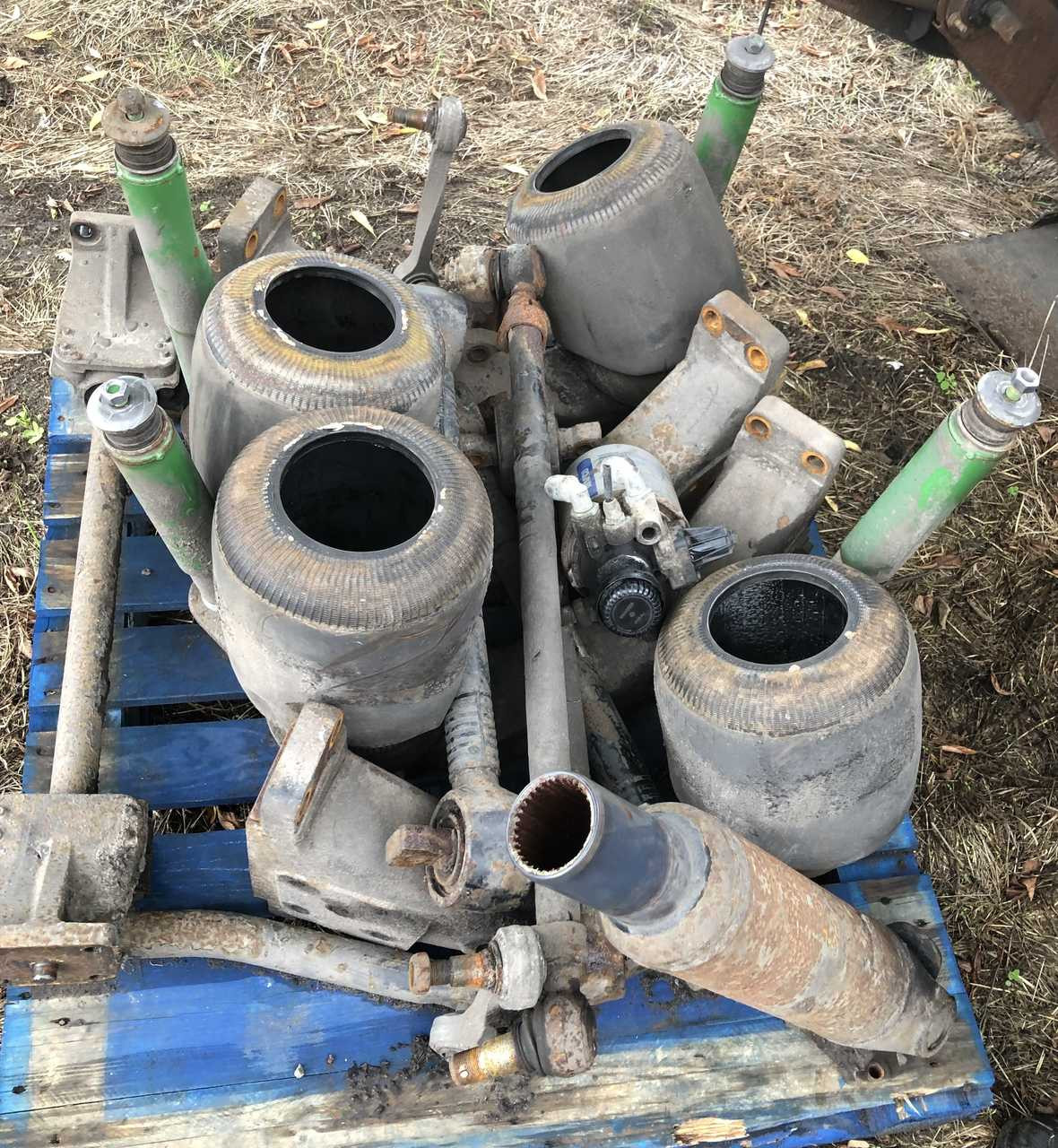 Mercedes Setra Evobus-części róźne/autobus-wachacze drąźki amortyzatory zawieszenie tył