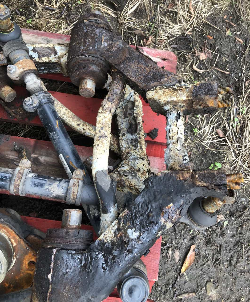 Mercedes Setra Evobus-części róźne/autobus-wachacze drąźki amortyzatory zawieszenie tył