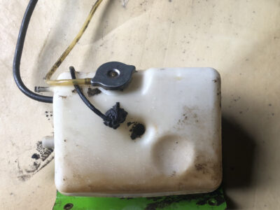 Merlo-zbiorniczek oleju jazdy/Merlo P27.9