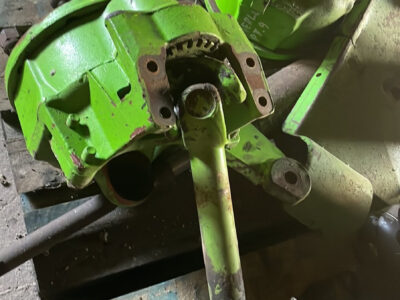 Merlo zwolnica zwrotnica piasta kola