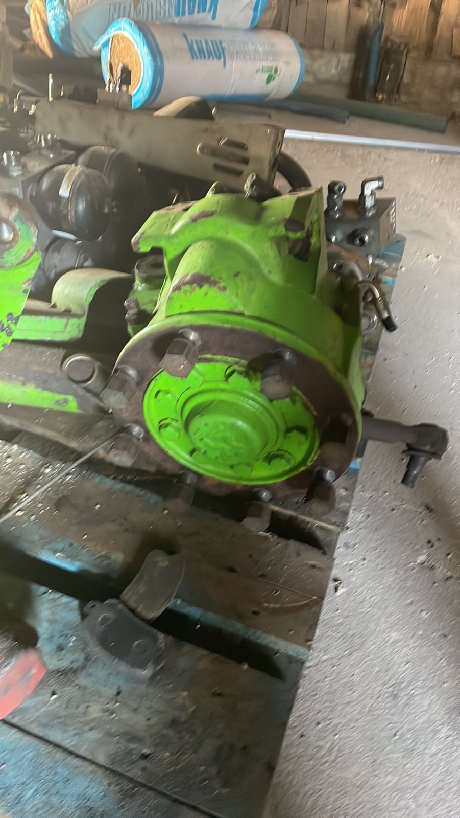 Merlo zwolnica zwrotnica piasta kola