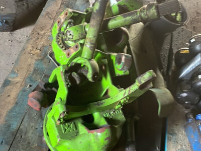 Merlo zwolnica zwrotnica piasta kola