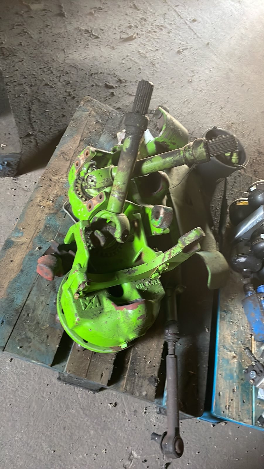 Merlo zwolnica zwrotnica piasta kola