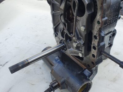 Valtra T180 - Zwolnica - Zwrotnica - Półoś - Skrzynia - Silnik - Siłowniki - Tylny WOM