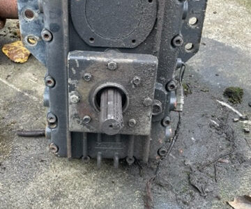 New Holland - WOM Przedni