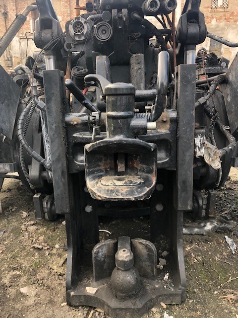 Newsletter Holland T6 , new Holland 6030 - 6090 zaczep zestaw