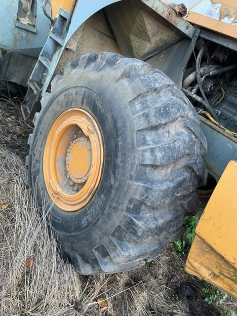 Opona Felga koło 26,5-25 EM Mitas Liebherr L564 L574