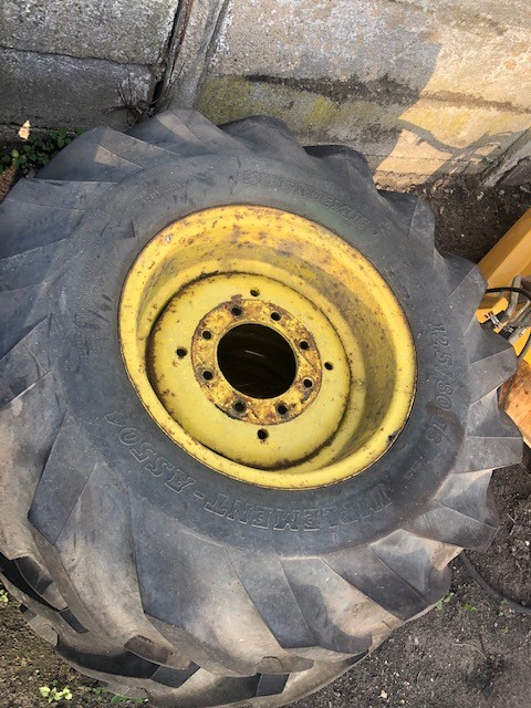 Opony 12.5/80-18 , Felga 10x18