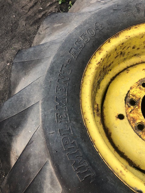 Opony 12.5/80-18 , Felga 10x18