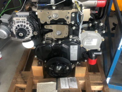 Silnik Caterpillar Cat C4.4 Acert Perkins 106 kW 145 KM (turbina)