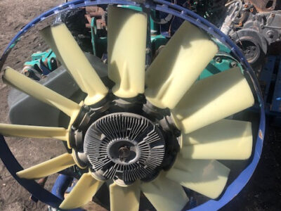 Silnik Cummins c8.3-c