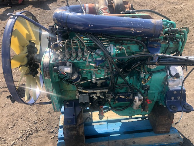 Silnik Cummins c8.3-c