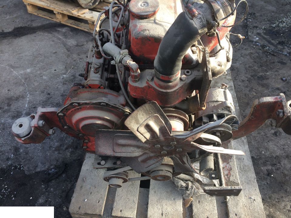 Silnik Ford 703F 6015