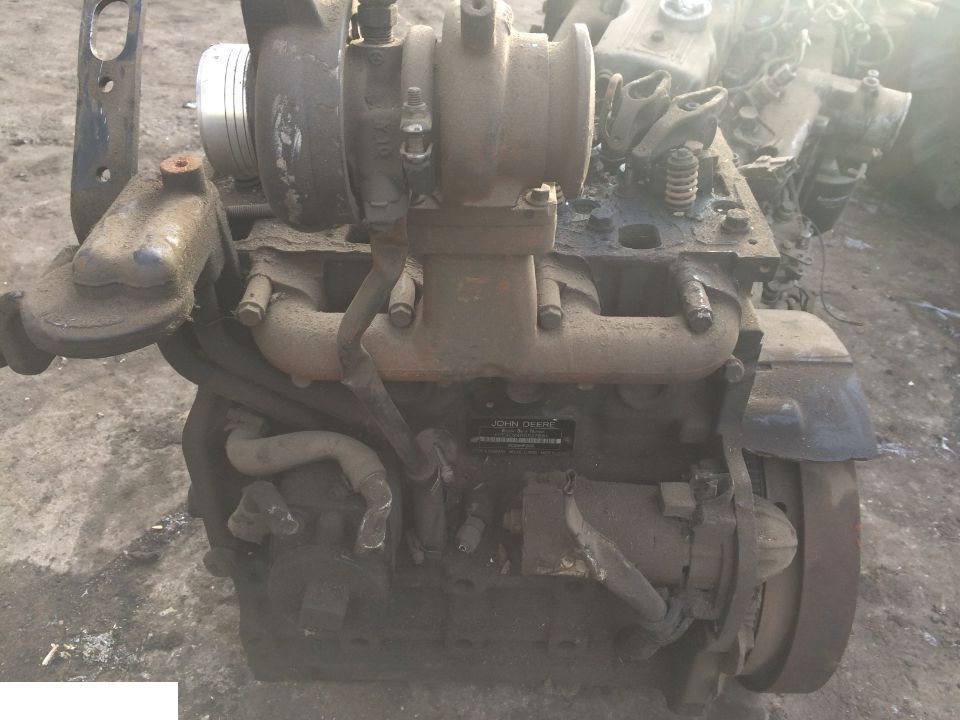 Silnik John Deere 4024 Części