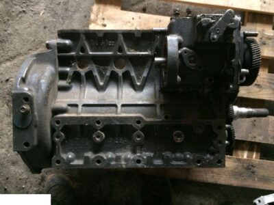 Silnik Kubota 1861 - Wał