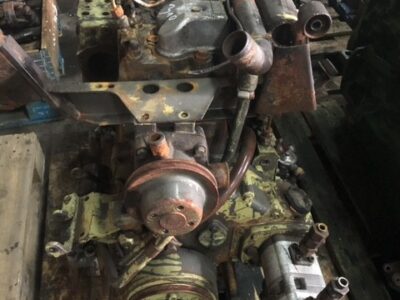 Silnik MWM 226-4 Fendt Renault pompa paliwa słupek czesci głowica