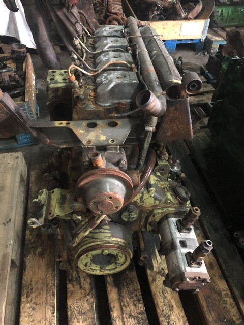 Silnik MWM 226-4 Fendt Renault pompa paliwa słupek czesci głowica