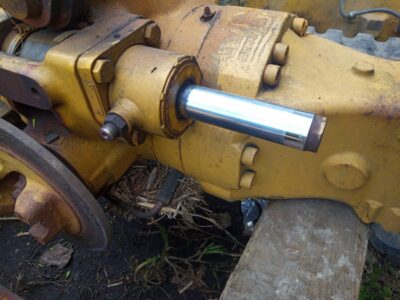 Siłownik skrętu Cat th 330 ,355 , 360