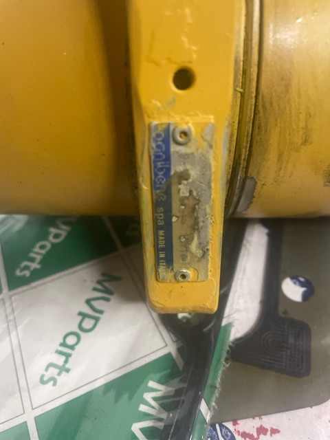 Siłownik skrętu Cat th360 , th330 , th220