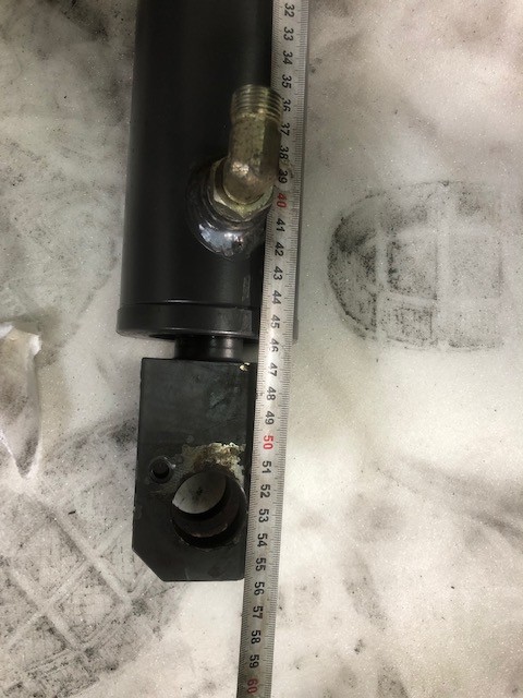 Siłownik skrętu VOLVO L30 L35