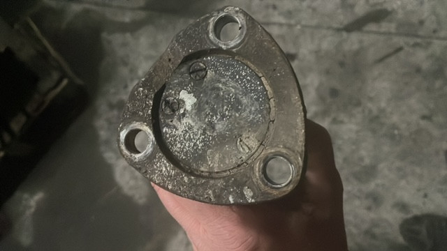 Sworzeń Zwrotnicy pod czujnik - Case | New Holland | Stayer