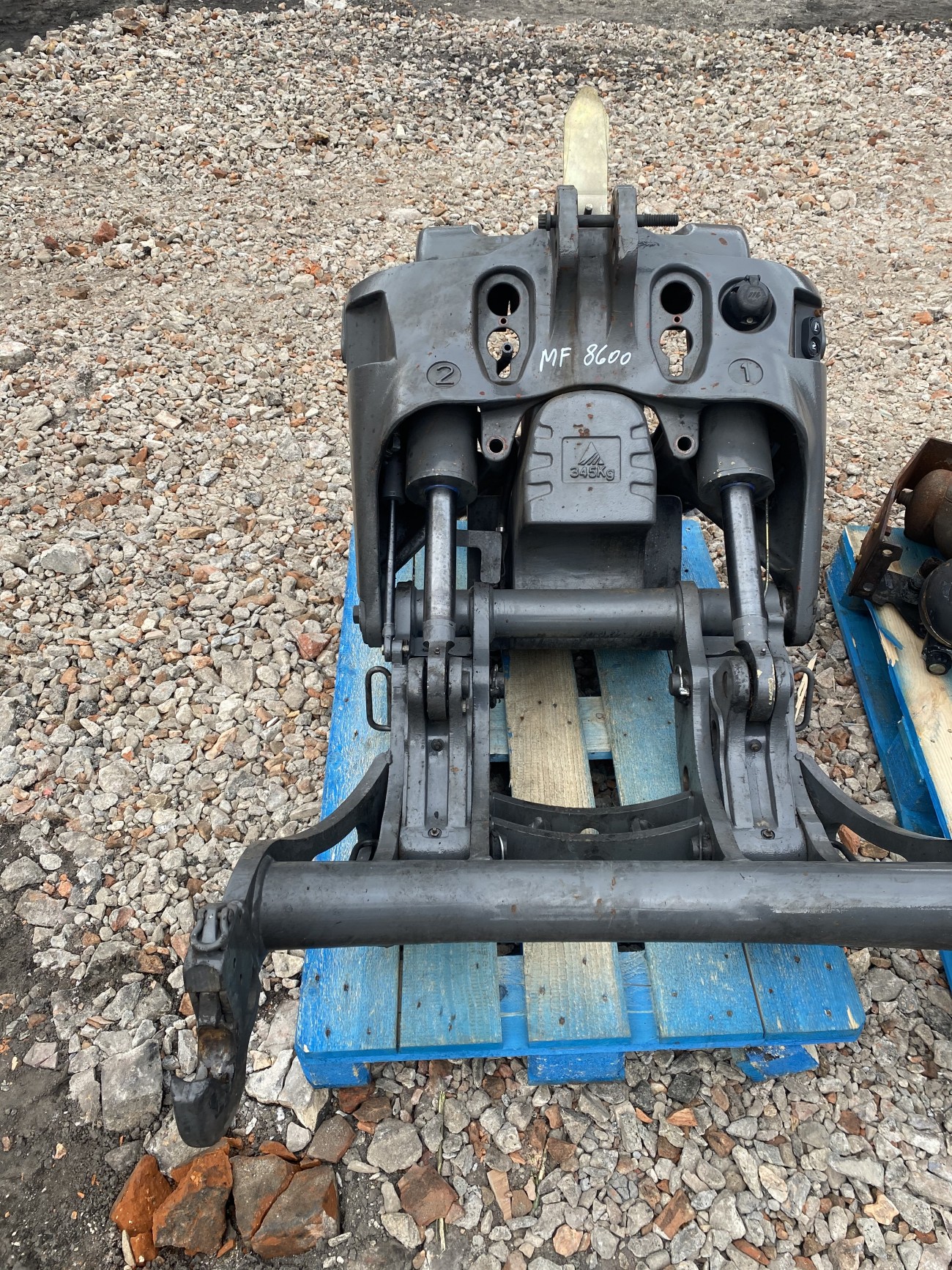 TUZ Massey Ferguson 8600