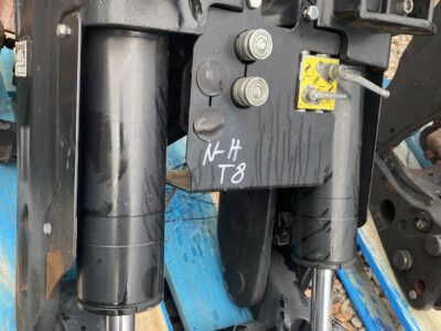 TUZ New Holland T8