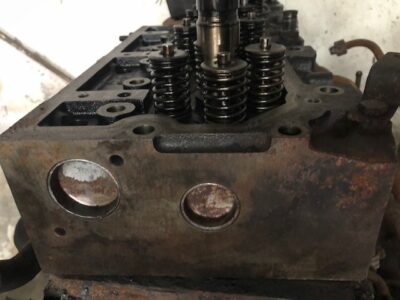 Valtra s232 s274- s394 głowica silnika Massey Ferguson 8650-8690 Sisu 84